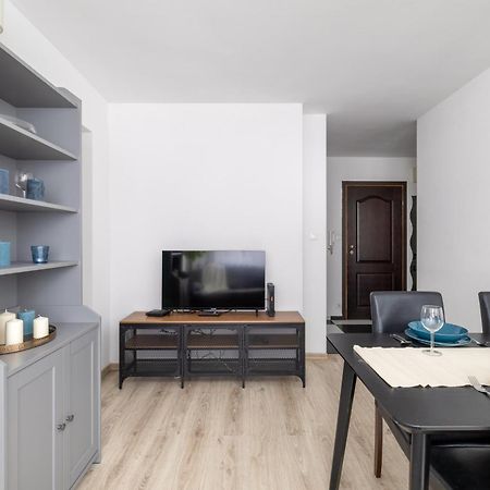 Apartment With Balcony Near Bulwary Wislane Wwa67 Варшава Экстерьер фото