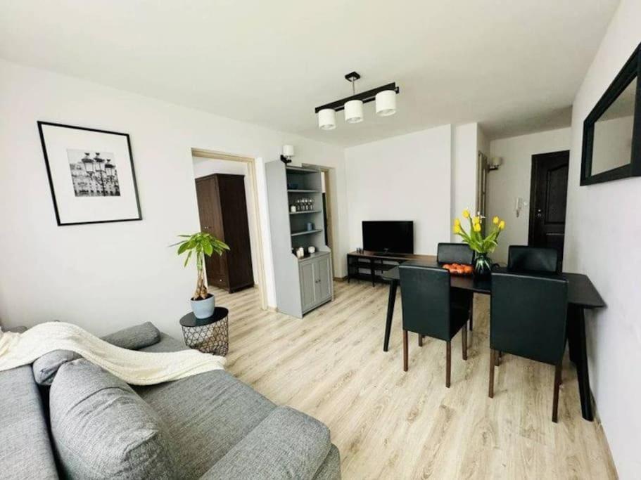 Apartment With Balcony Near Bulwary Wislane Wwa67 Варшава Экстерьер фото